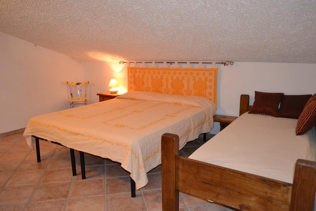 Villa La Scaletta Алгеро Стая снимка