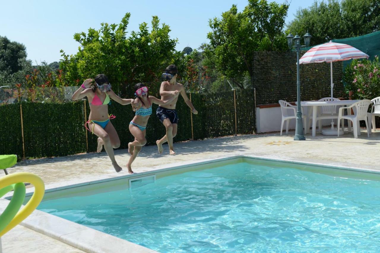 Villa La Scaletta Алгеро Екстериор снимка